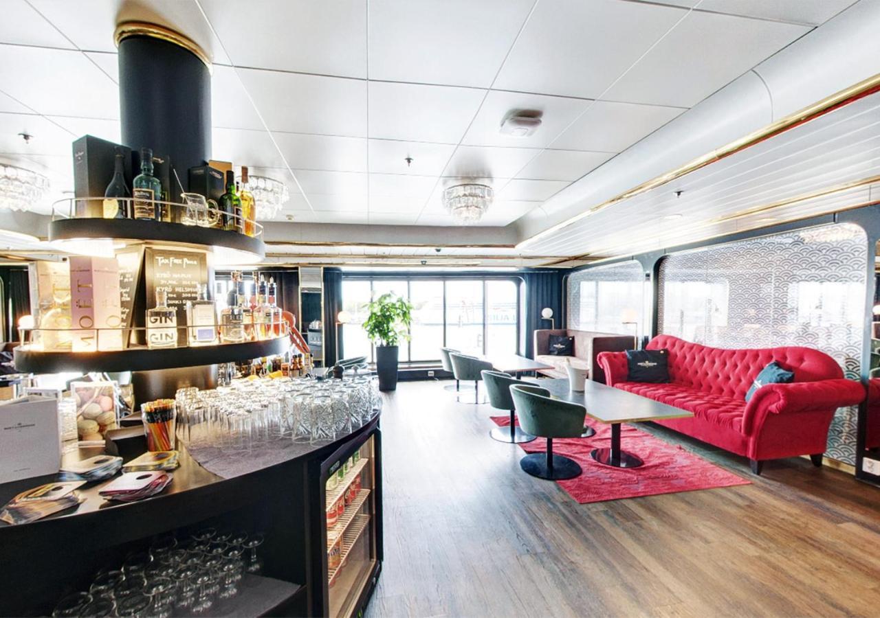 Viking Line Ferry Gabriella - 2-Night Cruise Stockholm-Helsinki-Stockholm Hotel Exterior photo