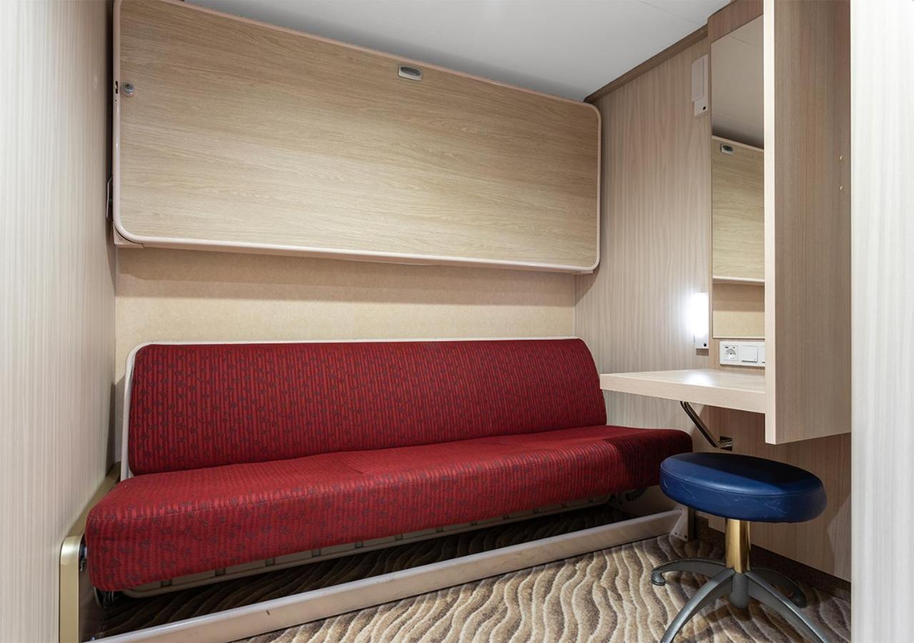 Viking Line Ferry Gabriella - 2-Night Cruise Stockholm-Helsinki-Stockholm Hotel Room photo